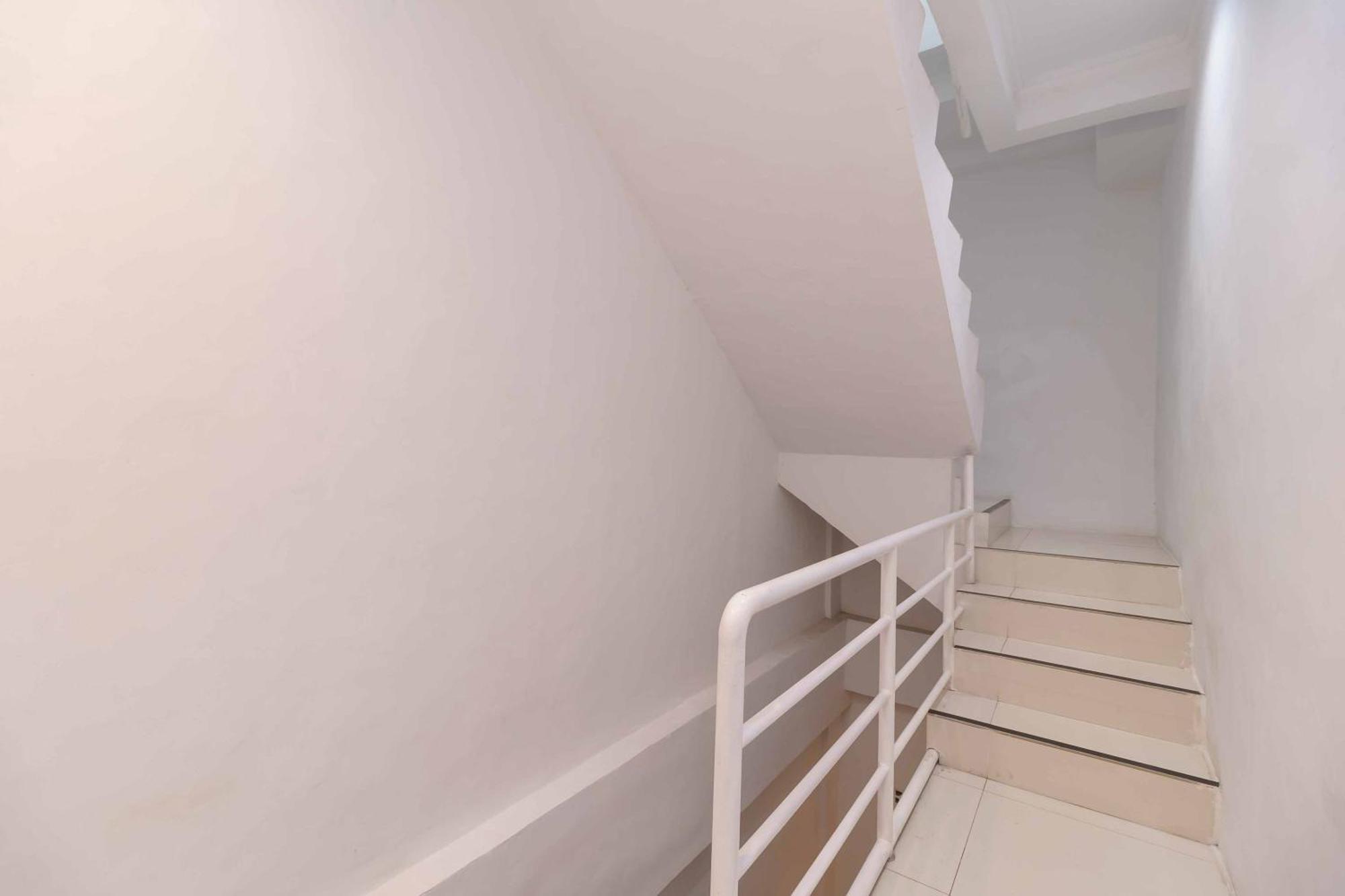 فندق Reddoorz At Taman Galaxy بيكاسي المظهر الخارجي الصورة